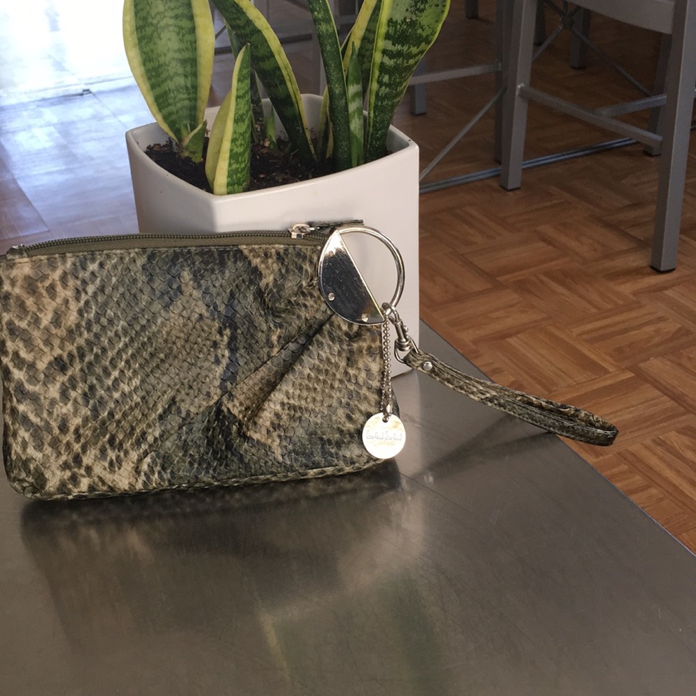 LULU/ Vegan /Wristlet/